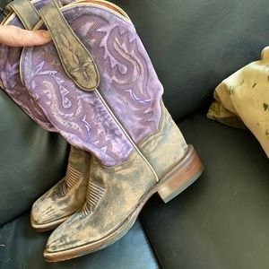 Cowboy boots by DAN POST 9.5